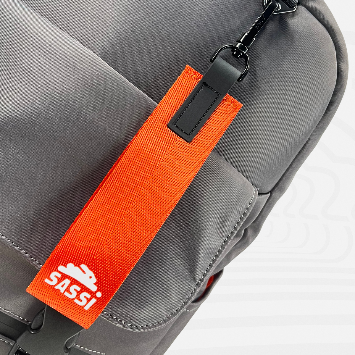 Atreus Backpack — Gray - Atreus SASSi hangtag