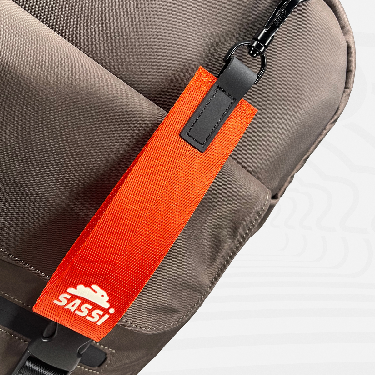 Atreus Backpack — Warm Gray - Atreus SASSi hangtag
